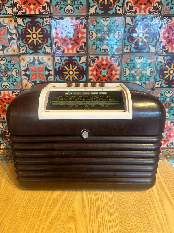 Bakelite RADIO 1960's - Bush with a diffence !   BLUETOOTH