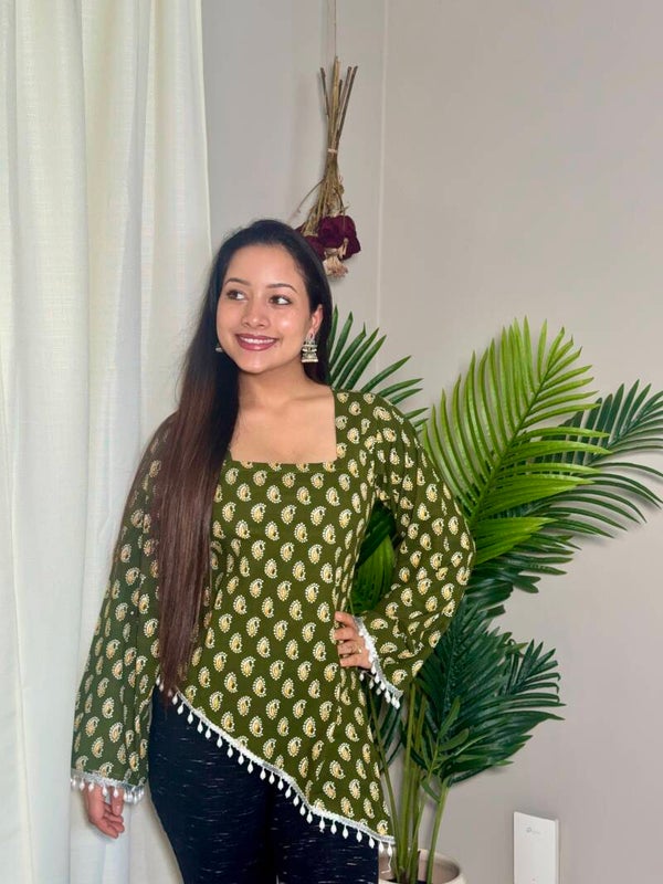 Side cut short kurti