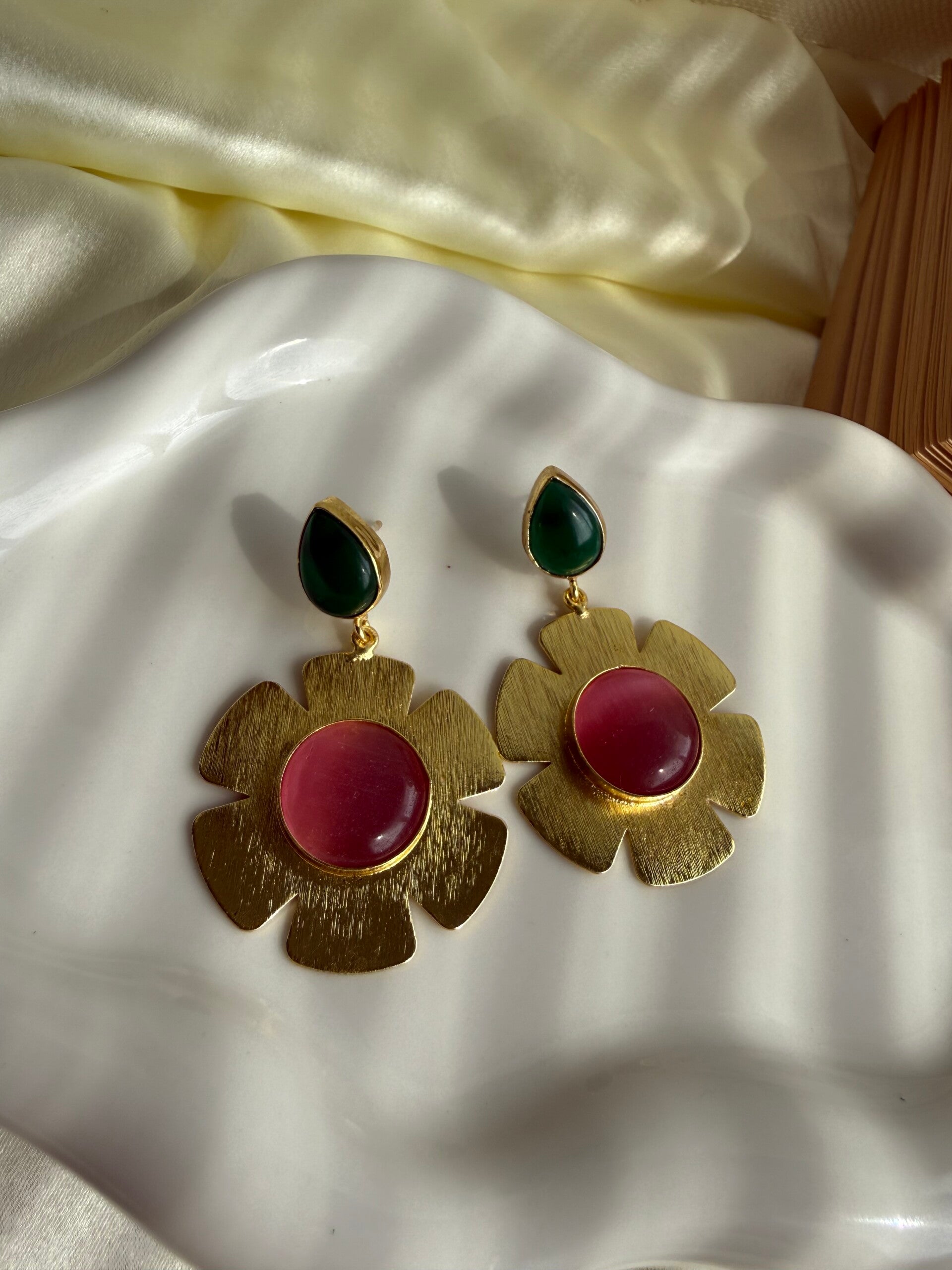 Dahlia earrings