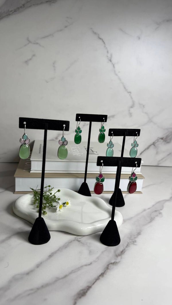 Leaf detailing style daily wear earrings
