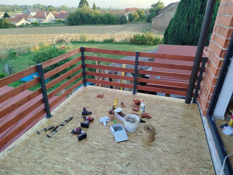 Bojanje i montaža ograde na terasi 1