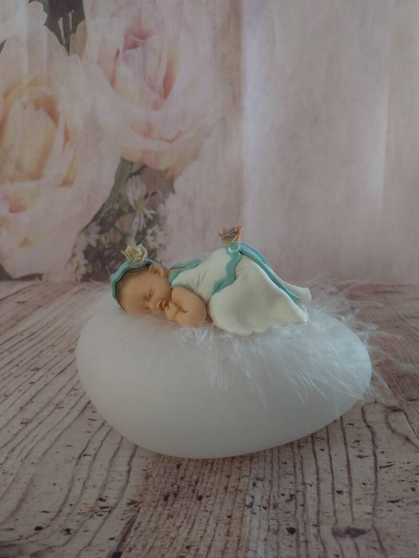 Veilleuse galet avec bébé fimo fille