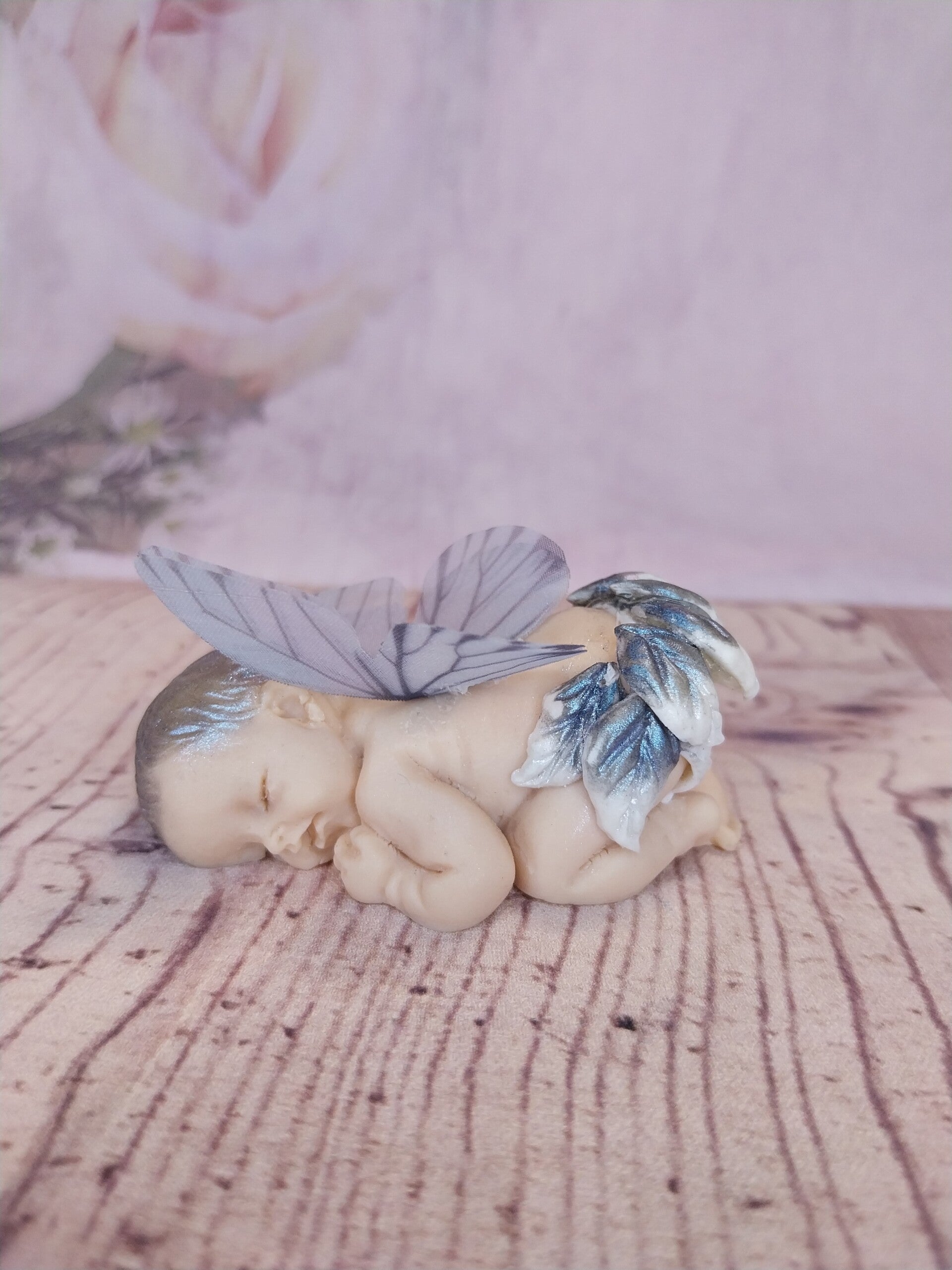 Bébé fimo fille papillon
