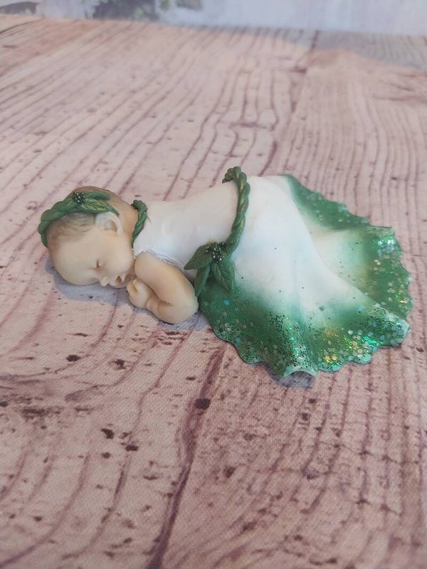 Bébé fimo fille robe longue blanc verte