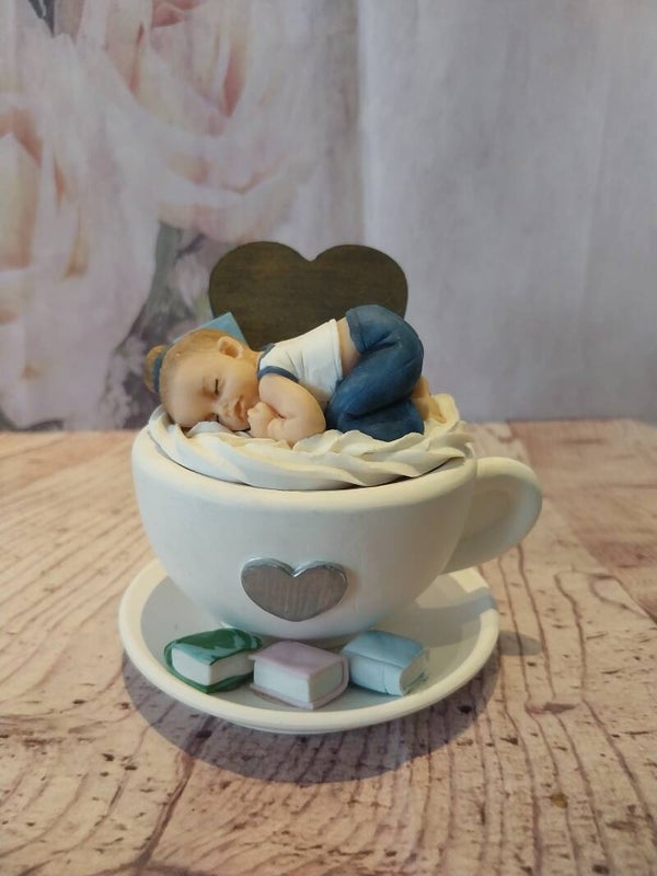 Enfant fille fimo tasse
