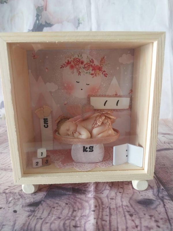 Cadre box naissance bébé fimo fille papillon rose