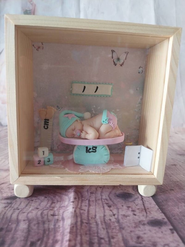 Cadre naissance bébé fimo fille rose vert d'eau