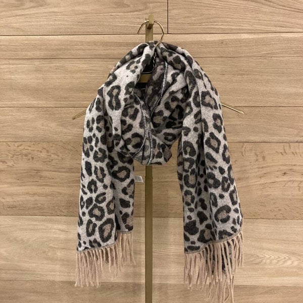 Pieces Jira Wool Scarf 80 Leopard
