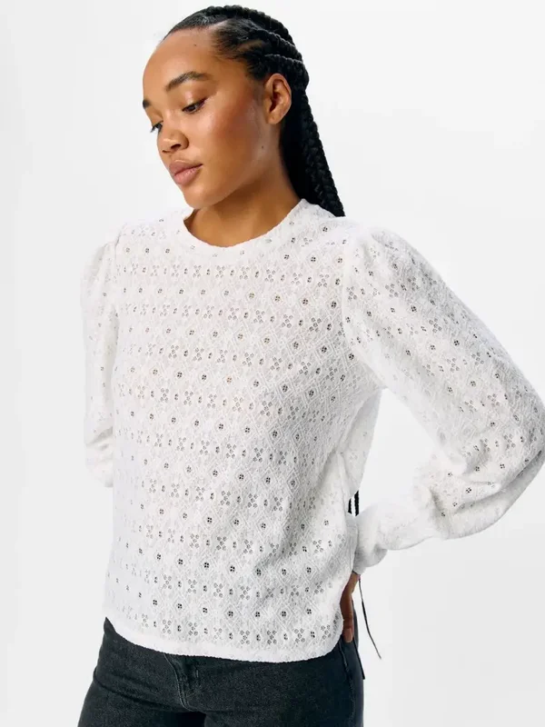 Object Laila LS Top 1 Offwhite