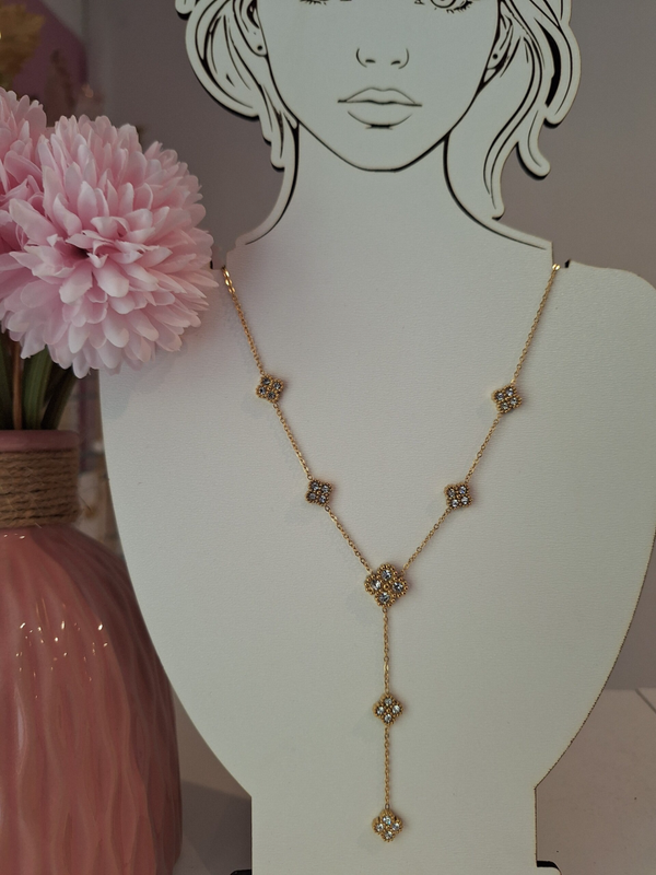 Collier Hillary