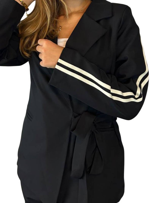 Jalyn two piece black