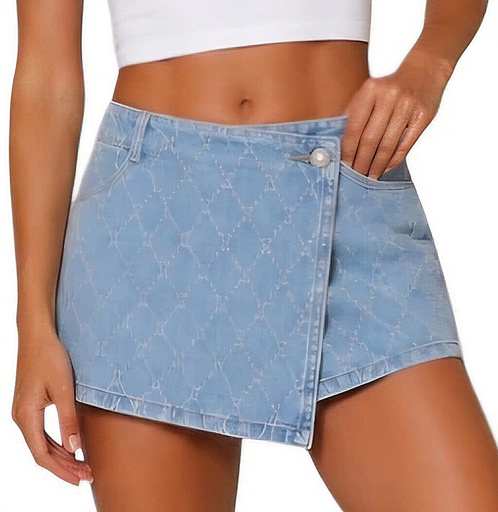 Square skort