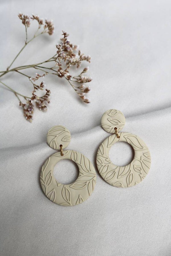 Oorbel Maya Beige