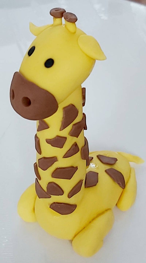 Geboetseerde Giraffe nummer 2