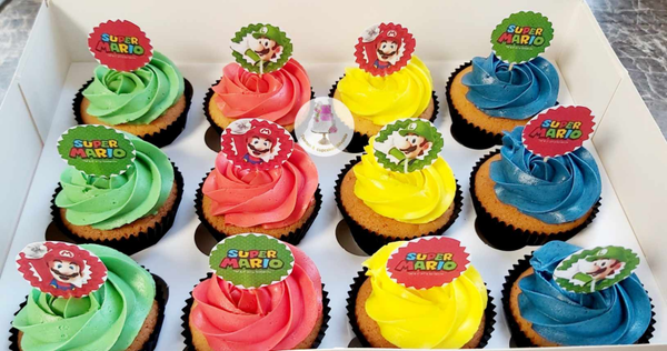 Super Mario cupcakes met kartonnen prikker nummer 1 prijs per stuk.