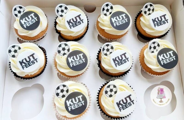 Cupcakes kut feest met voetbal. Prijs per stuk.
