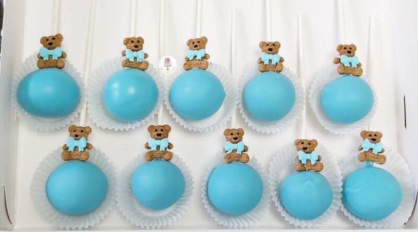 Popcakes baby blauw of pastel blauw met beertje. Prijs per stuk