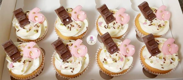 Cupcakes kinderchocolade met leeftijd. Prijs per stuk