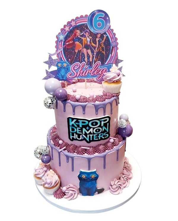 K-pop Demon hunters taart 1, 16 personen, 2 lagen