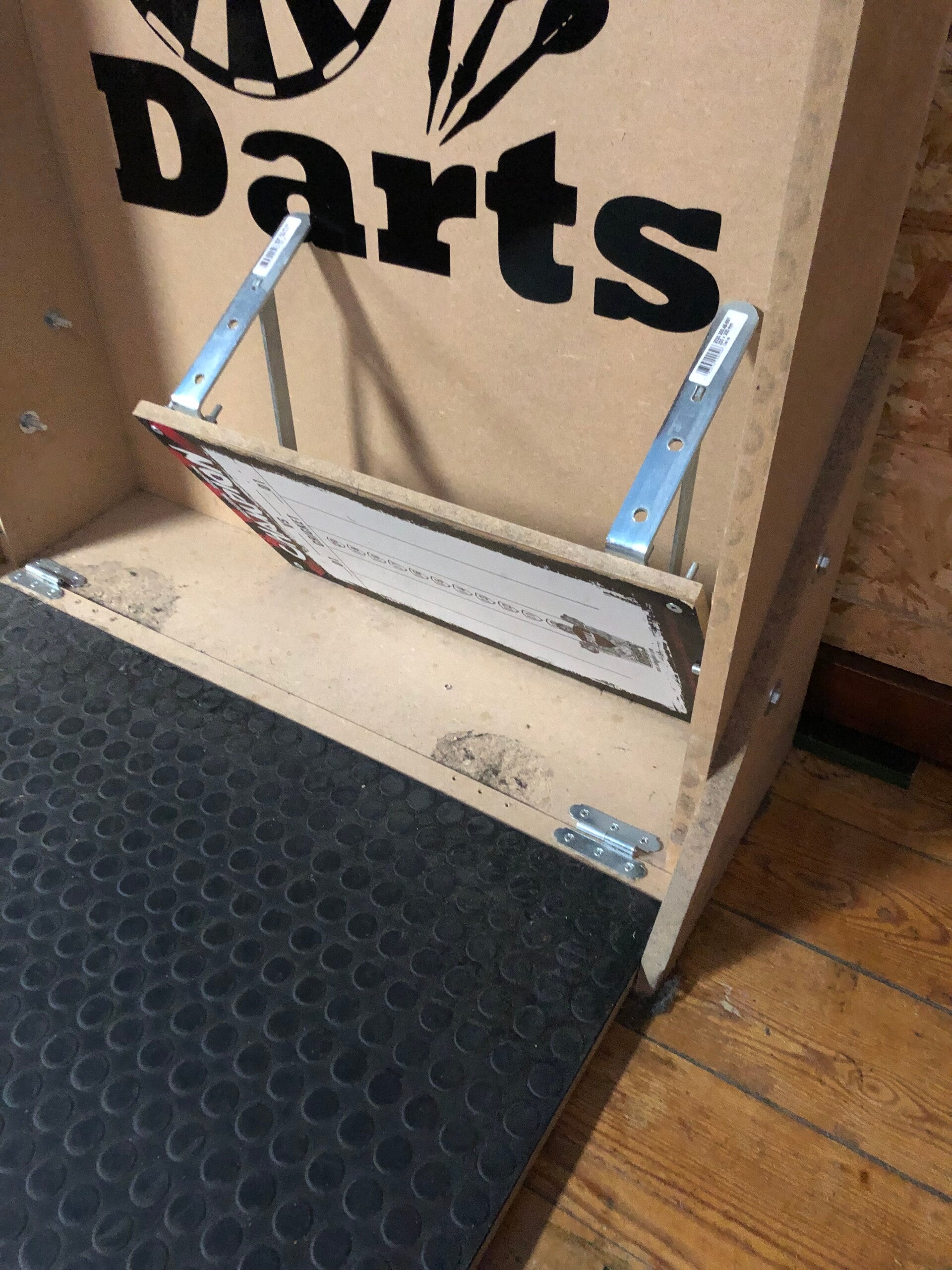 Dartkast (tweedehands)