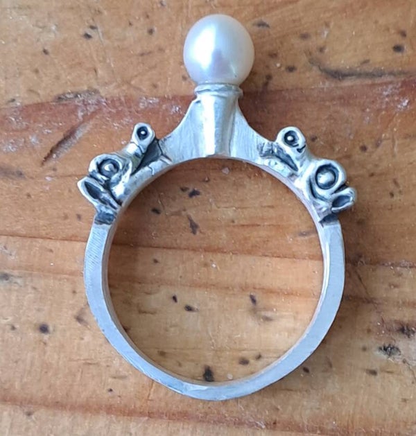 MEDIEVAL PEARL AND DRAGON RING