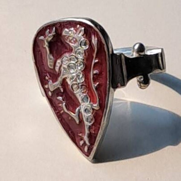 13th CENTURY LION SHIELD RING