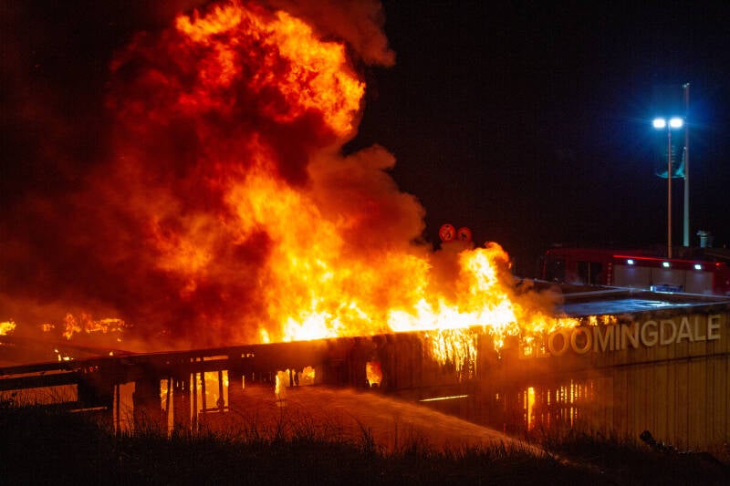 Grote brand beachclub Bloomingdale Bloemendaal 2023