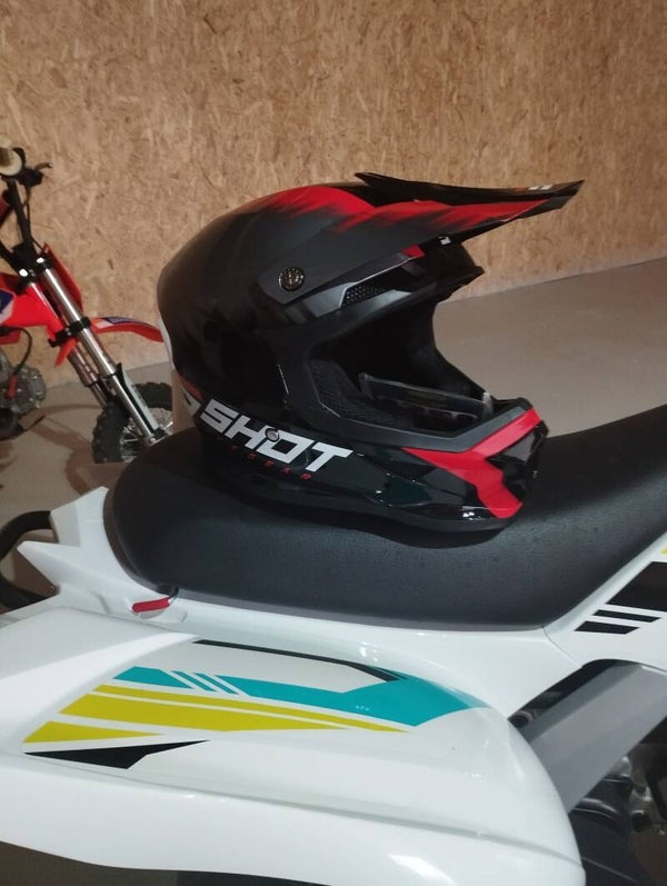 Casque Shot Furious en taille L