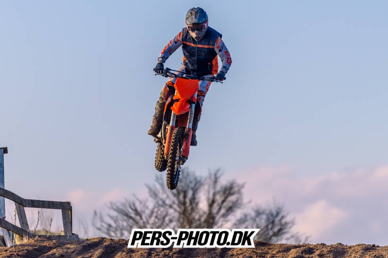 tr-ning-mp-s-15-04-26-38-standard-233qzr.jpg