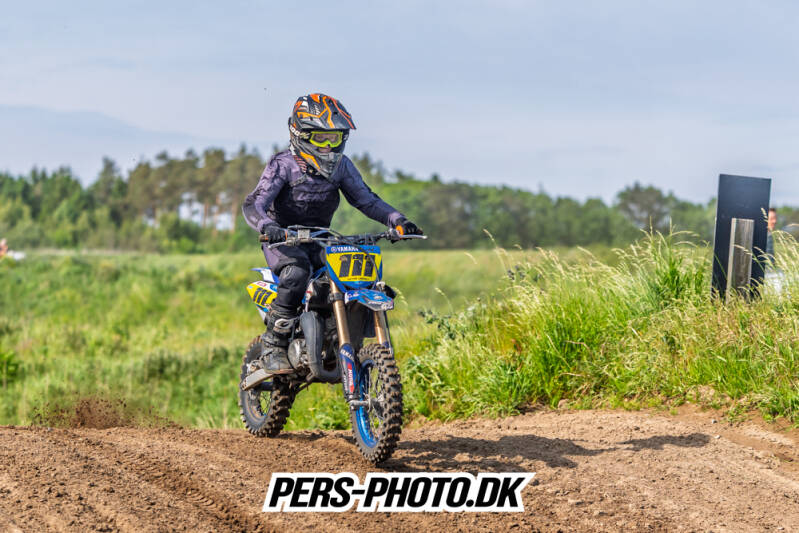 tr-ning-rougs-02-06-26-16-standard.jpg