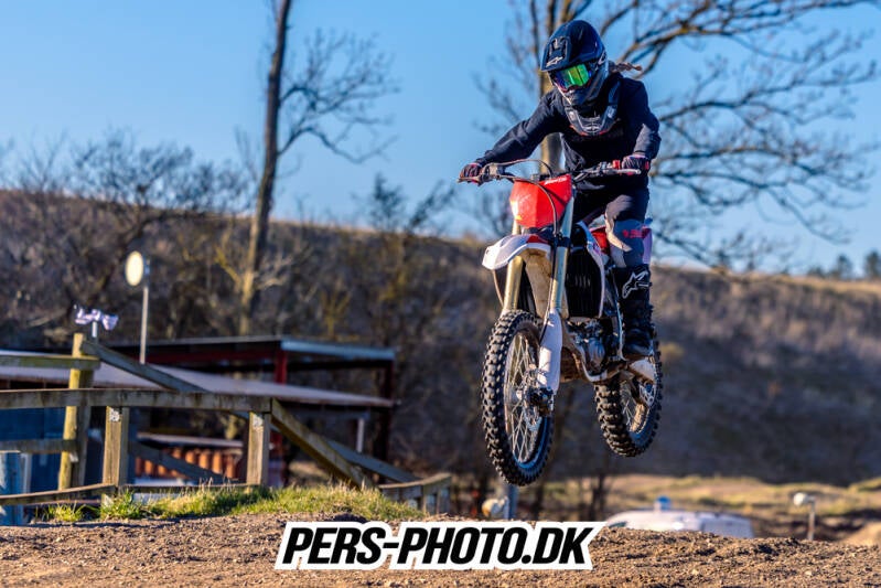tr-ning-rougs-07-04-26-18-standard.jpg