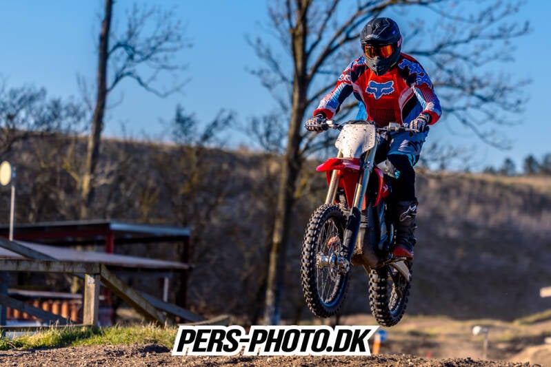 tr-ning-rougs-07-04-26-19-standard.jpg