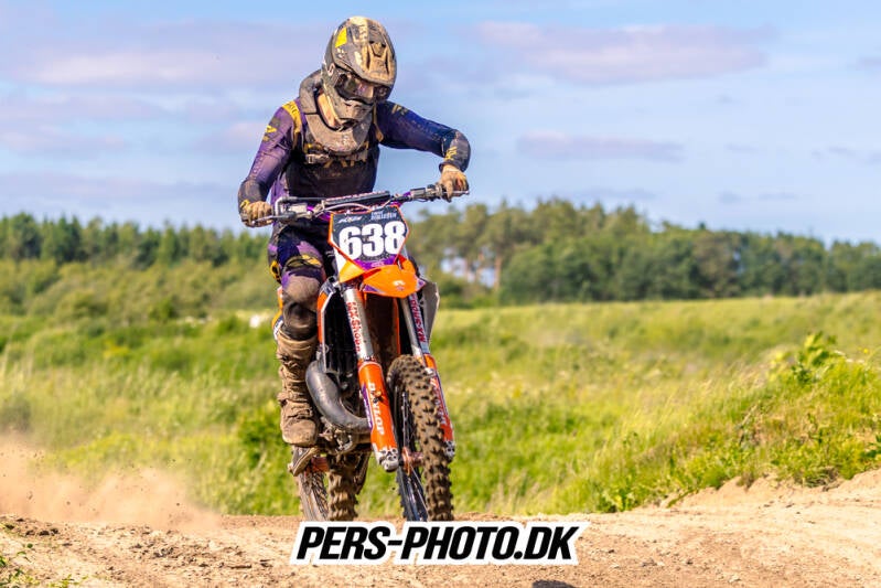tr-ning-rougs-16-06-26-2-standard.jpg