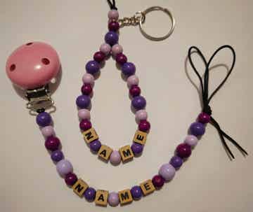 Personalisierte Schnullerkette mit Schlüsselanhänger – praktisch, individuell & einzigartig