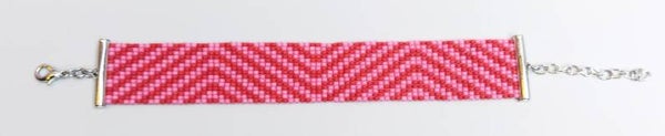 Roze /rood zigzag weefarmband