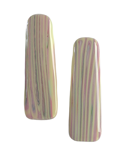 Pastel streepjes oorbellen A-vorm