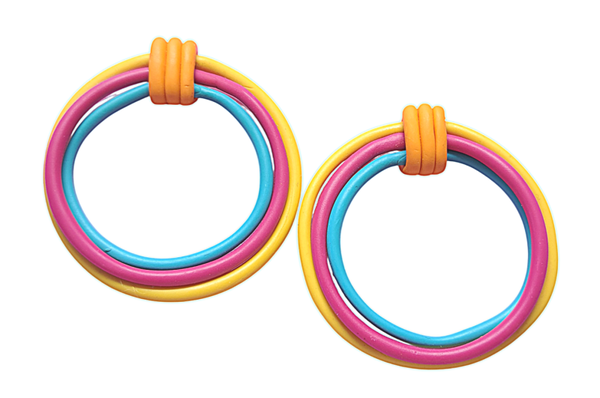 Triple circle oorbellen geel