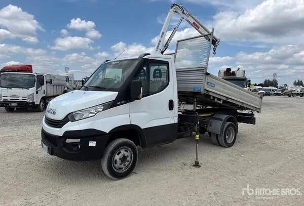 Iveco Daily 35-120 Autocarro ribaltabile con gru