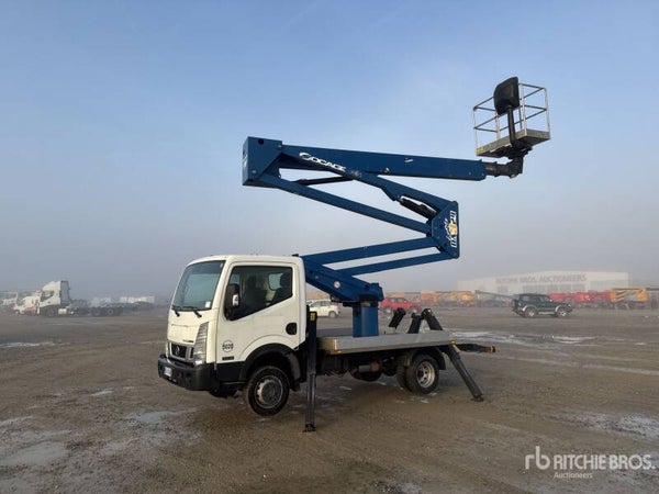 2014 Socage DA324 24 m on 2014 Nissan Piattaforma autocarrata