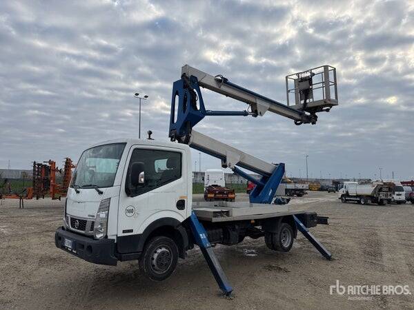 2017 Multitel HX195 19 m on 2017 Nissan Cabstar 35.13 Piattaforma autocarrata