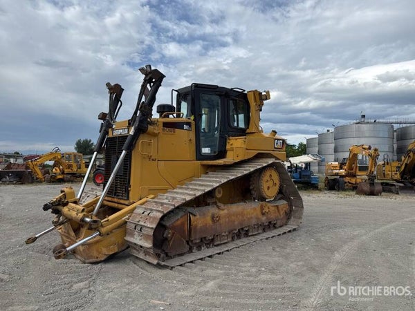 2013 Cat D6T XW Apripista cingolato