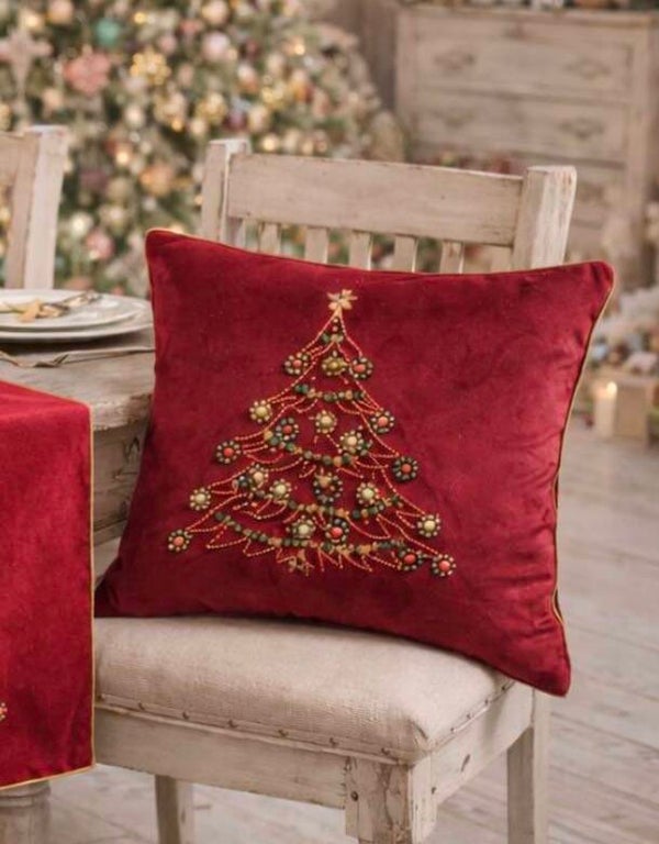 Cuscino Albero con dettagli preziosi