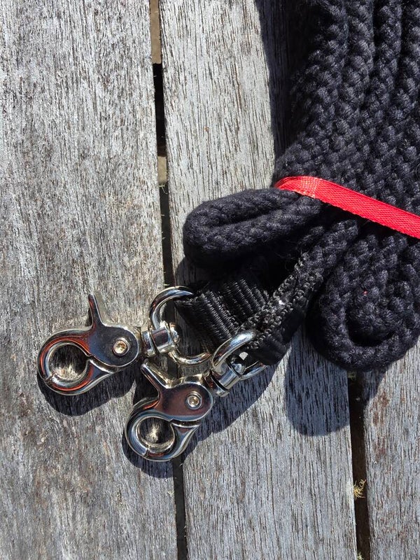 BLACK CLIP ON COTTON ROPE REINS 9" **TWO ONLY LEFT