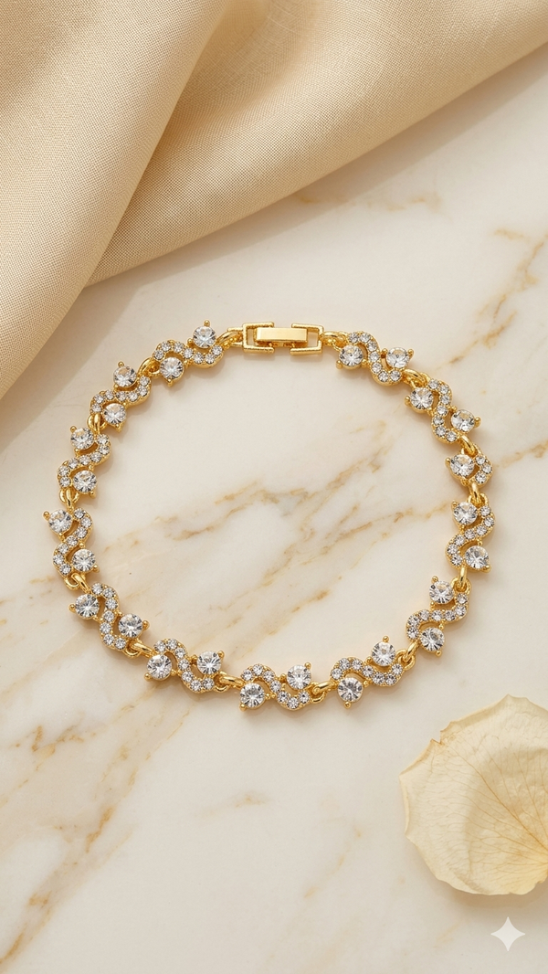 Kristall-Armband „Golden Glamour“ – Luxuriöses Funkeln für jeden Anlass   (Für Frauen)