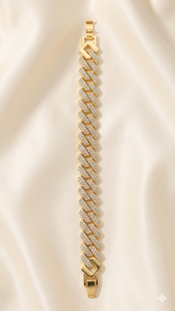 Iced-Out Panzerarmband „Royal Cuba“ – Markanter Luxus im Urban-Chic  (Für Frauen)