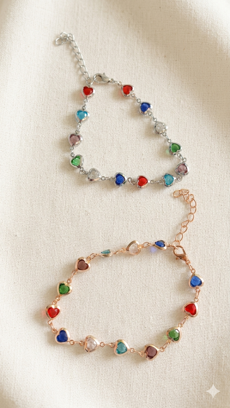 Damen-Armband-Set „Chroma Hearts“ – Funkelndes Duo mit bunten Kristallherzen  (Für Frauen)