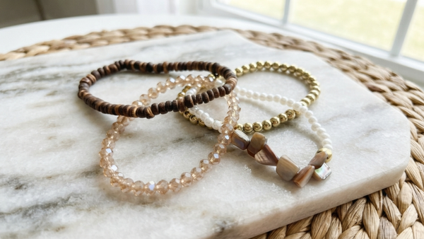 Elastisches Perlenarmband-Set im Natur-Look für Frauen