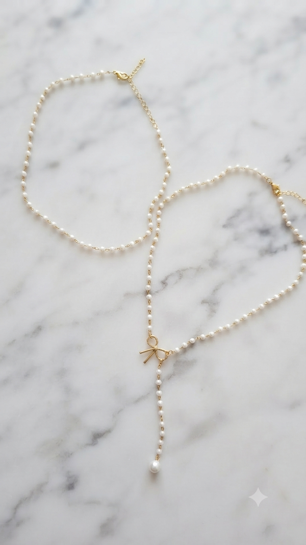 Zweiteiliges Perlenketten-Set in Gold-Optik mit Schleifen-Anhänger und Y-Kette – Halskette für Frauen