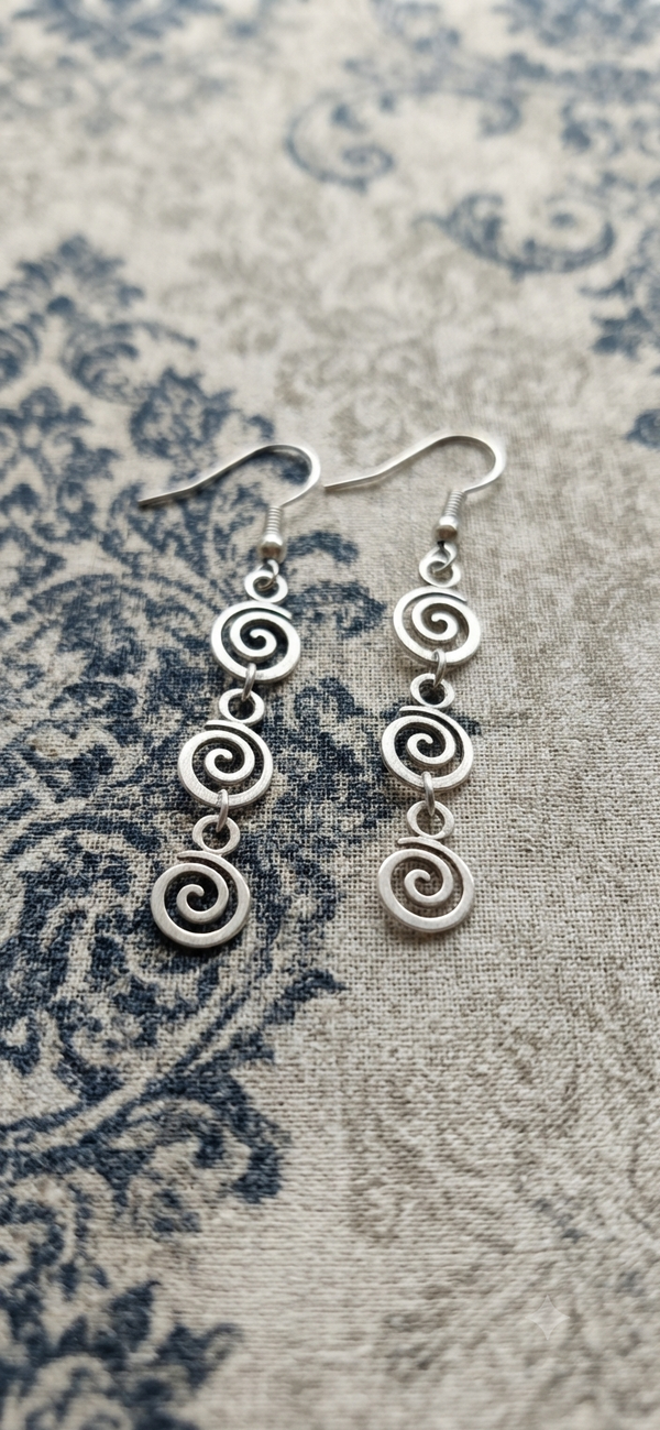 „Keltische Spirale“ in Silber für Frauen