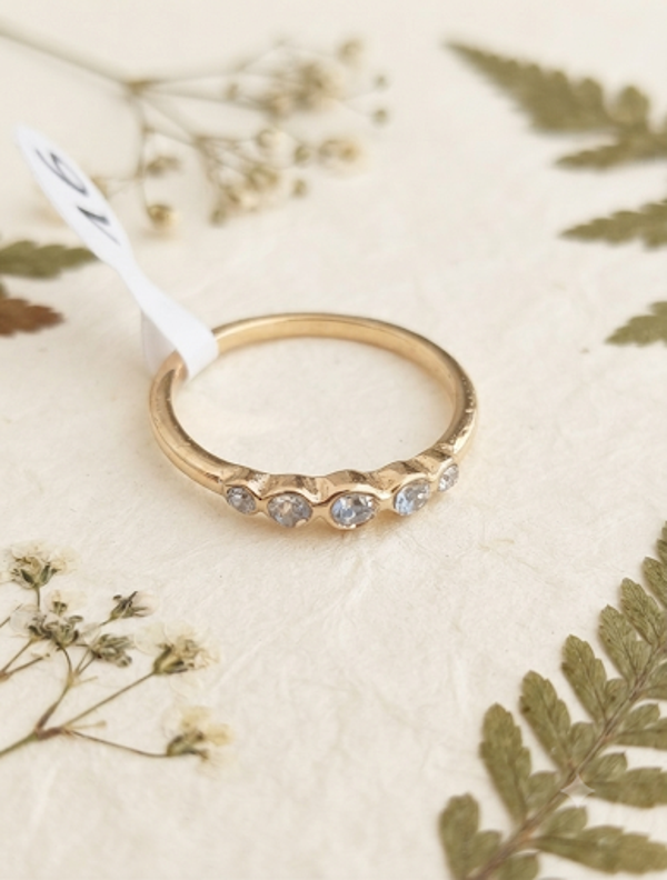 „Dainty Five“ Ring EU 57 für Frauen